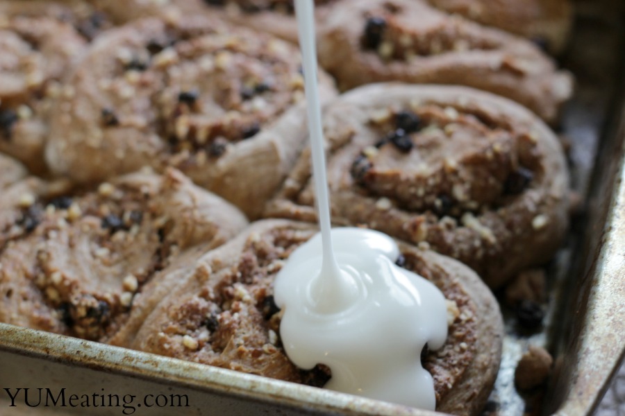 pumpkin-cinnamon-rolls