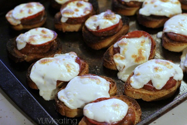 mini pizza bites all cheesy