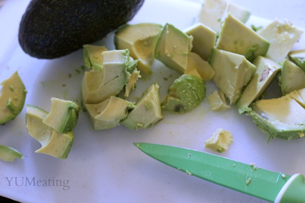 avocado garlic soup diced