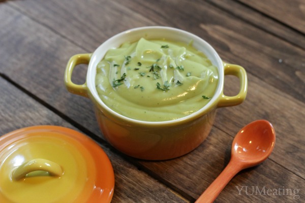 garlic avocado parsley soup