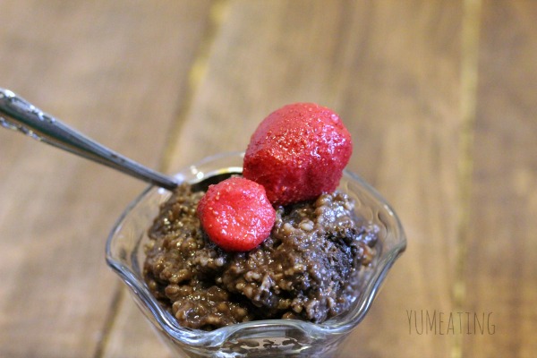 chocolate covered strawberry oatmeal