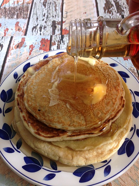 Sometimes You Just Need Pancakes for One | YUM eating