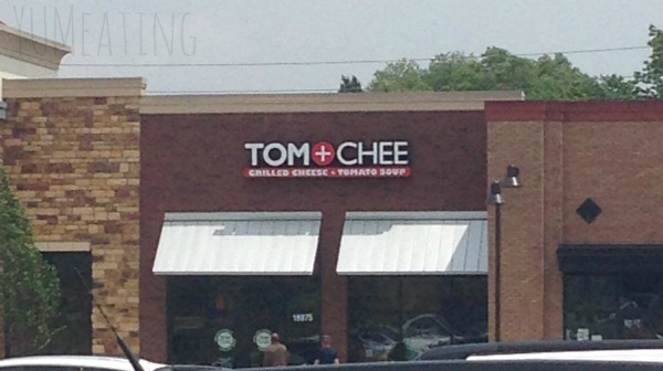 Family Fun Time with Tom + Chee | YUM eating