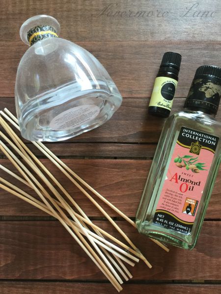 Essential Oils : Repurposing a Reed Diffuser #DIY | Nevermore Lane