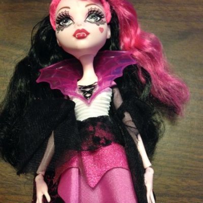 How to Fix Frizzy Monster High Doll Hair