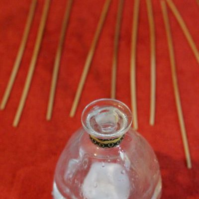 Essential Oils : Repurposing a Reed Diffuser #DIY