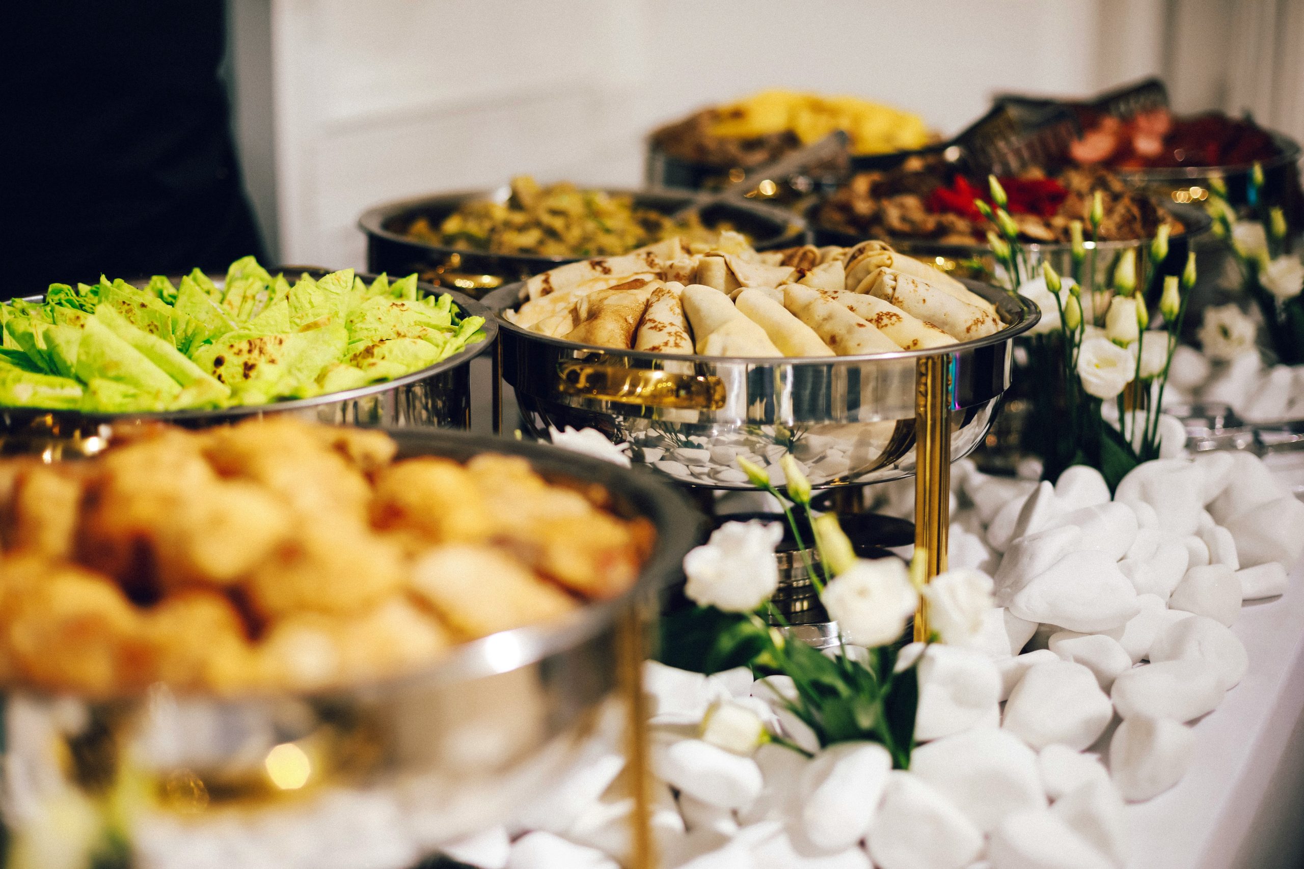 How to Choose the Perfect Event Catering Service for Your Special Occasions