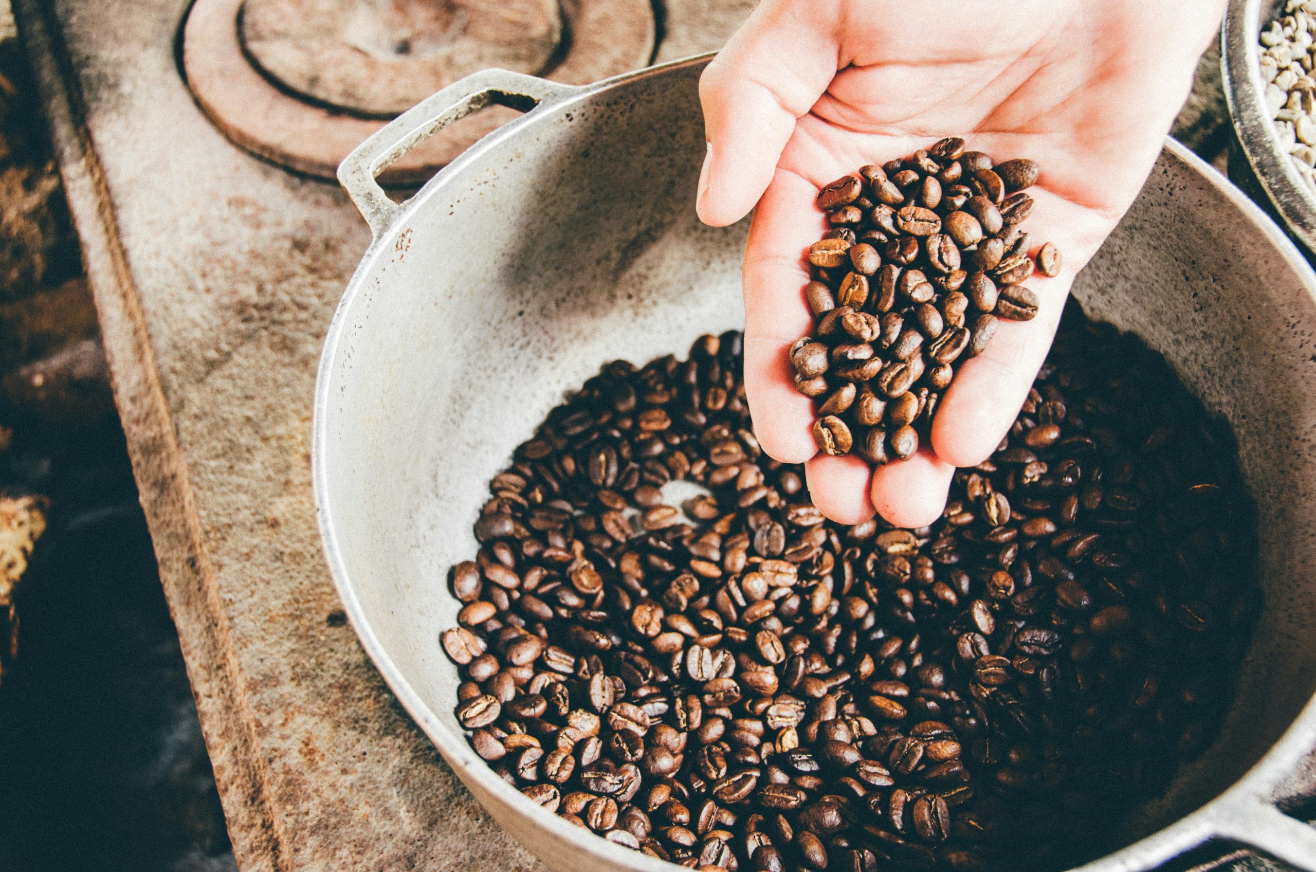 Caffeine Pills vs Coffee: Which is More Effective for Energy?