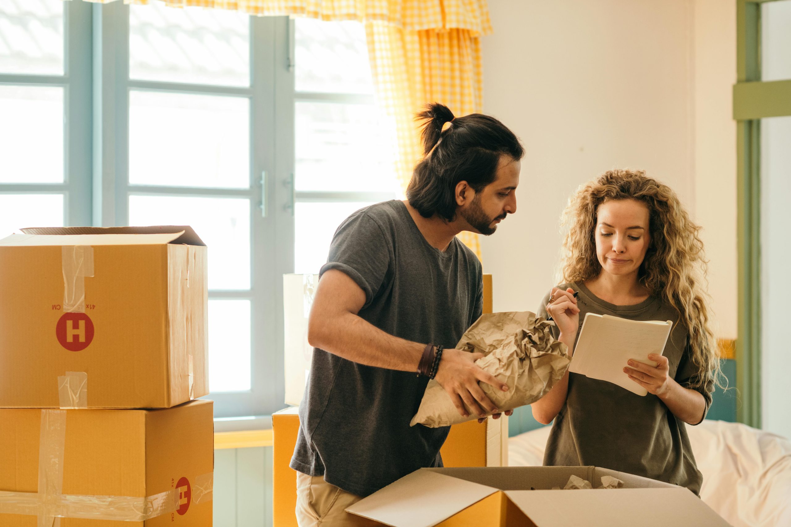 Essential Tips for a Smooth and Stress-Free Home Move