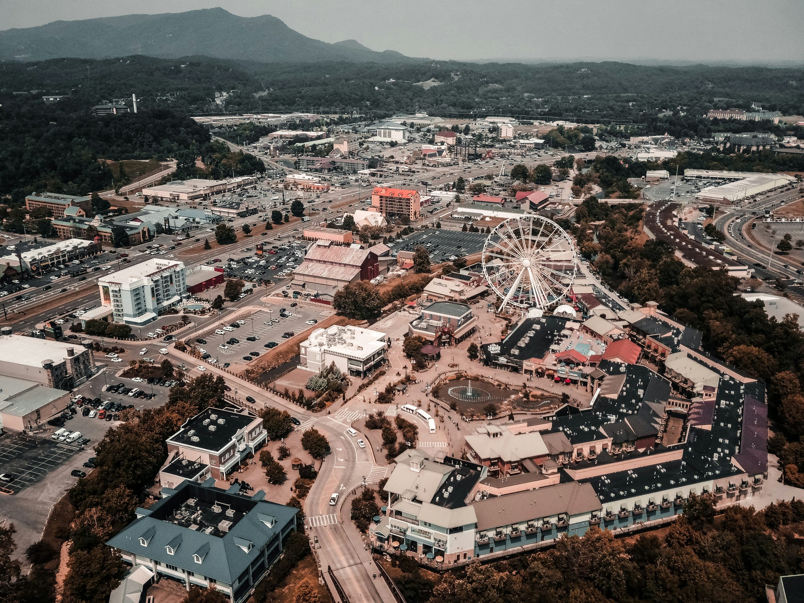 Why Pigeon Forge is the Ultimate Family Adventure Destination