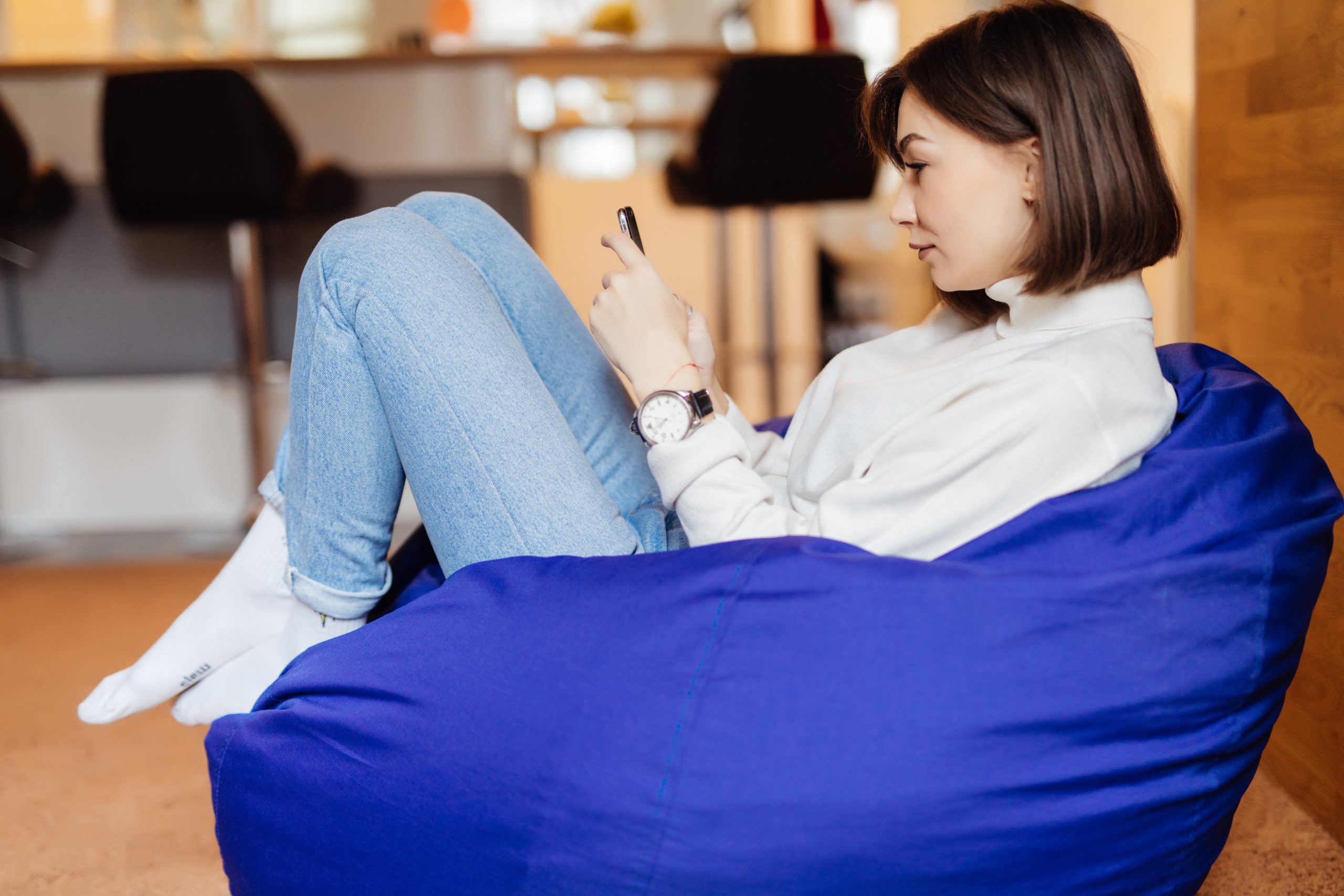 Bean Bag Chair Buying Guide: Comfort, Style, and Functionality