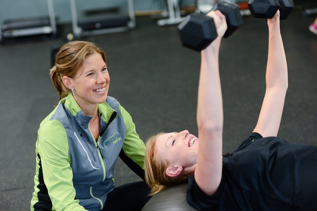 Midlife Wellness: Benefits of Gym Workouts for Women