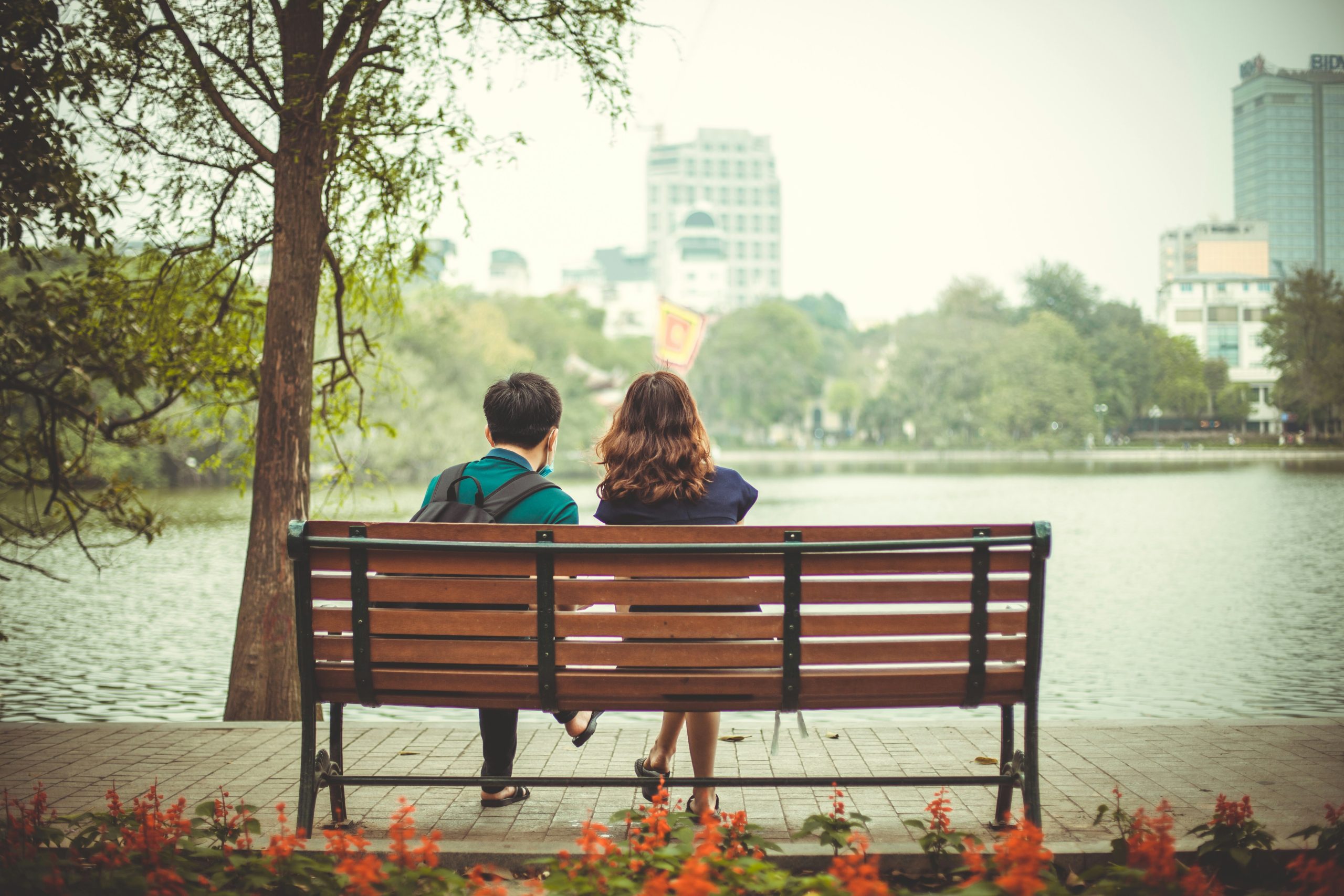 Do Men Like Independent Women or Do They Just Say They Do?