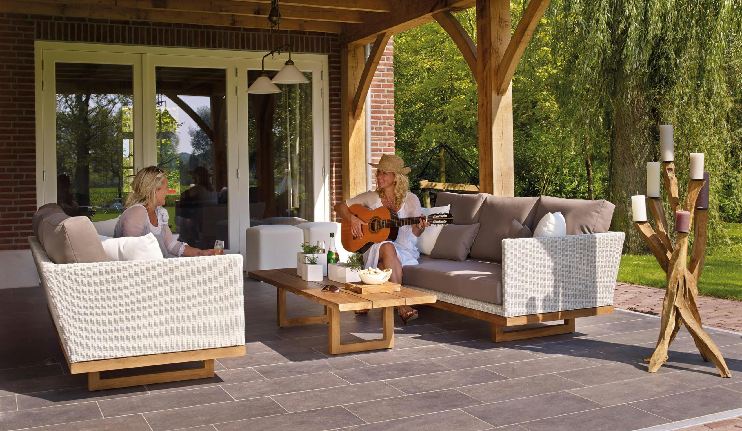 Backyard Upgrades That Add Comfort and Style
